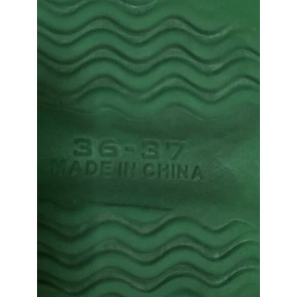 Green slippers slip on sandals Size 36-37 - Picture 5 of 6